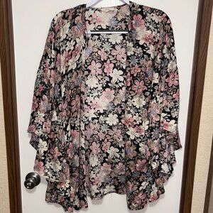 Easel Floral Kimono Top Womens Size Medium Black Print Open Front Boho  Festival